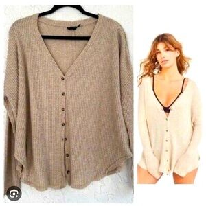 Out from Under by UO Joni Waffle Knit Cardigan Women’s Size Small Oversized